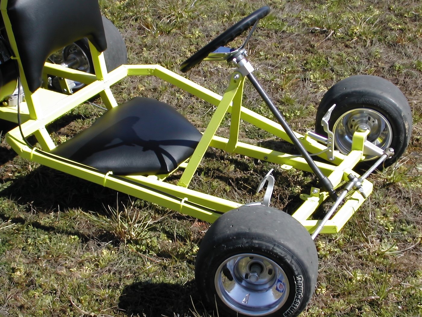 Recluse engine and side rail detail
